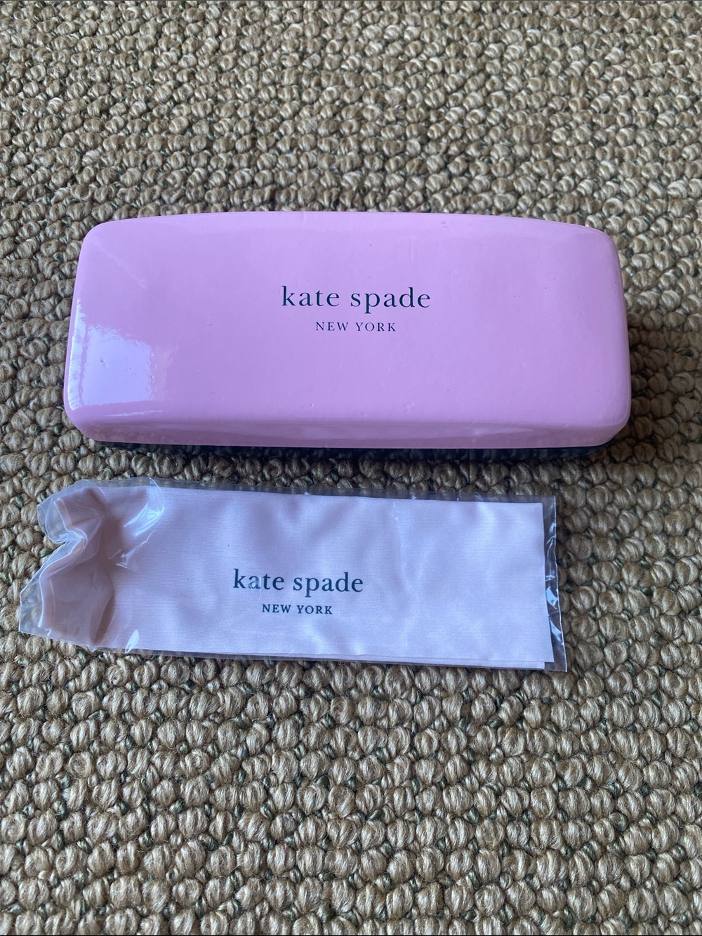 kate spade Pink Hard SnapBack Eyewear Case with Branded Microfiber Pouch NEW